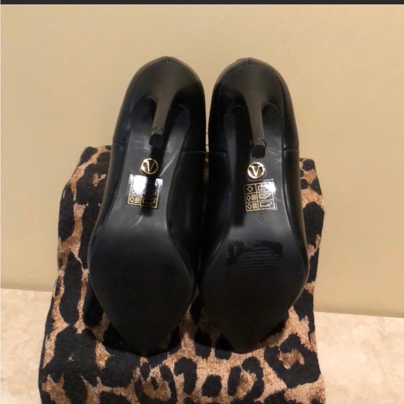 Versace Rare Authentic size 6M high heel booties- never used - Picture 6 of 6